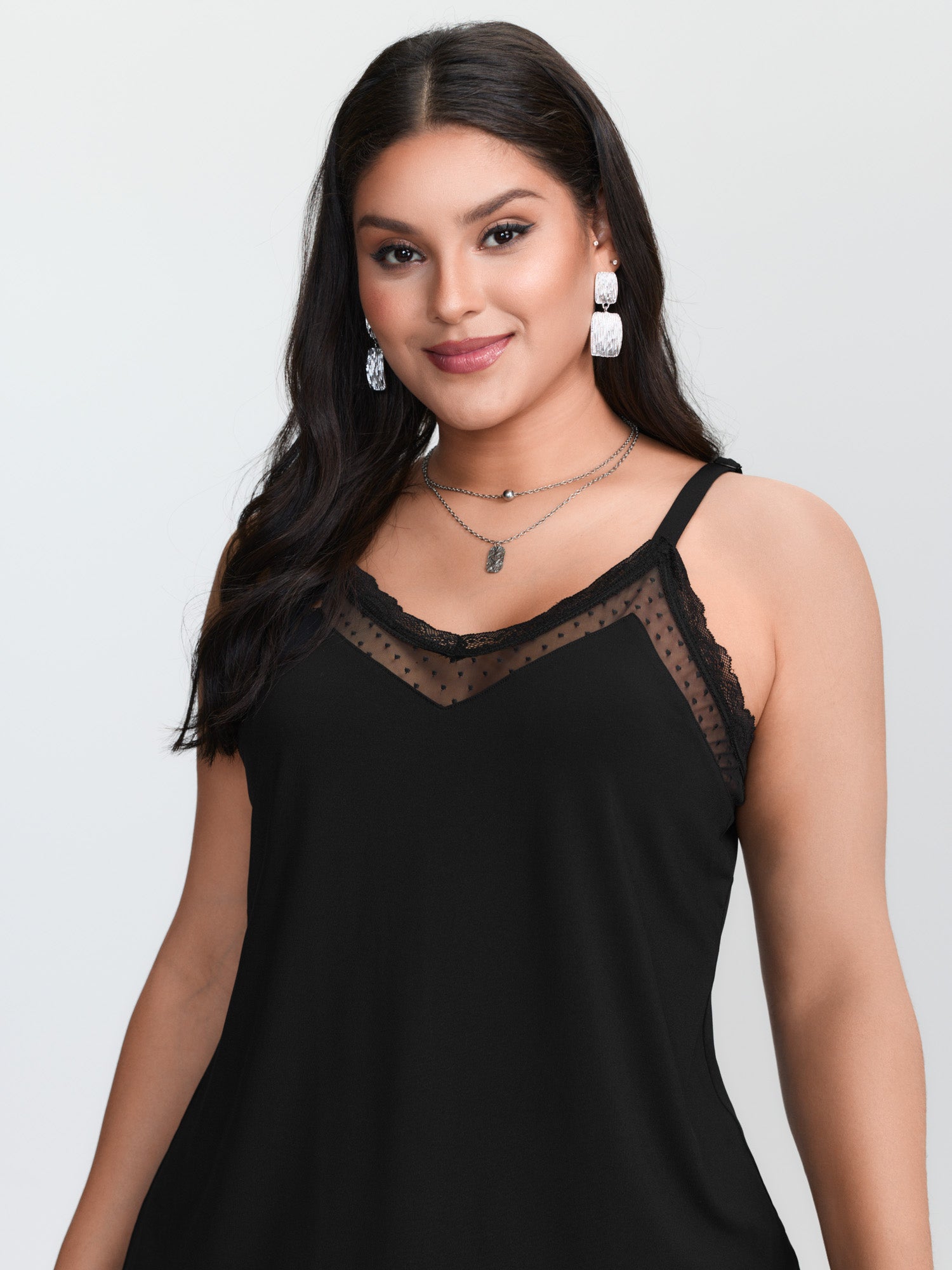 Canotta nera in maglia, dispon - Cami Top Lace recensione e prezzo